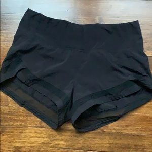 Lululemon Shorts size 4